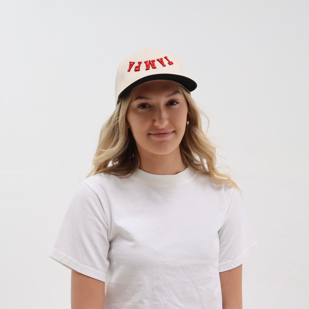 The Tampa Hat - Natural/Black/Red