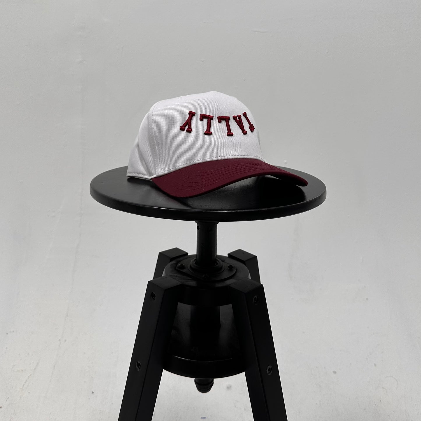 The Tally Hat - White/Garnet