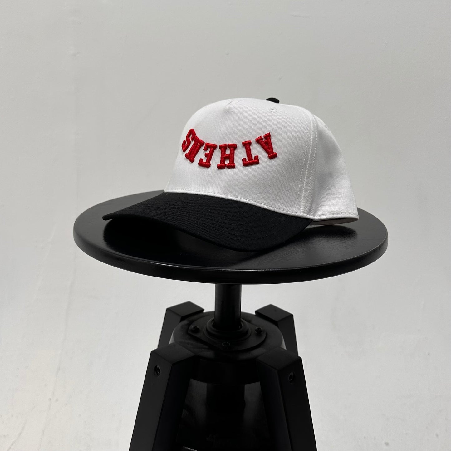 The Athens Hat - White/Black