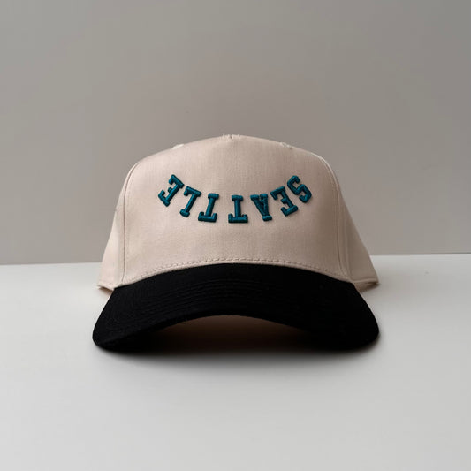The Seattle Hat - Natural/Black/Teal