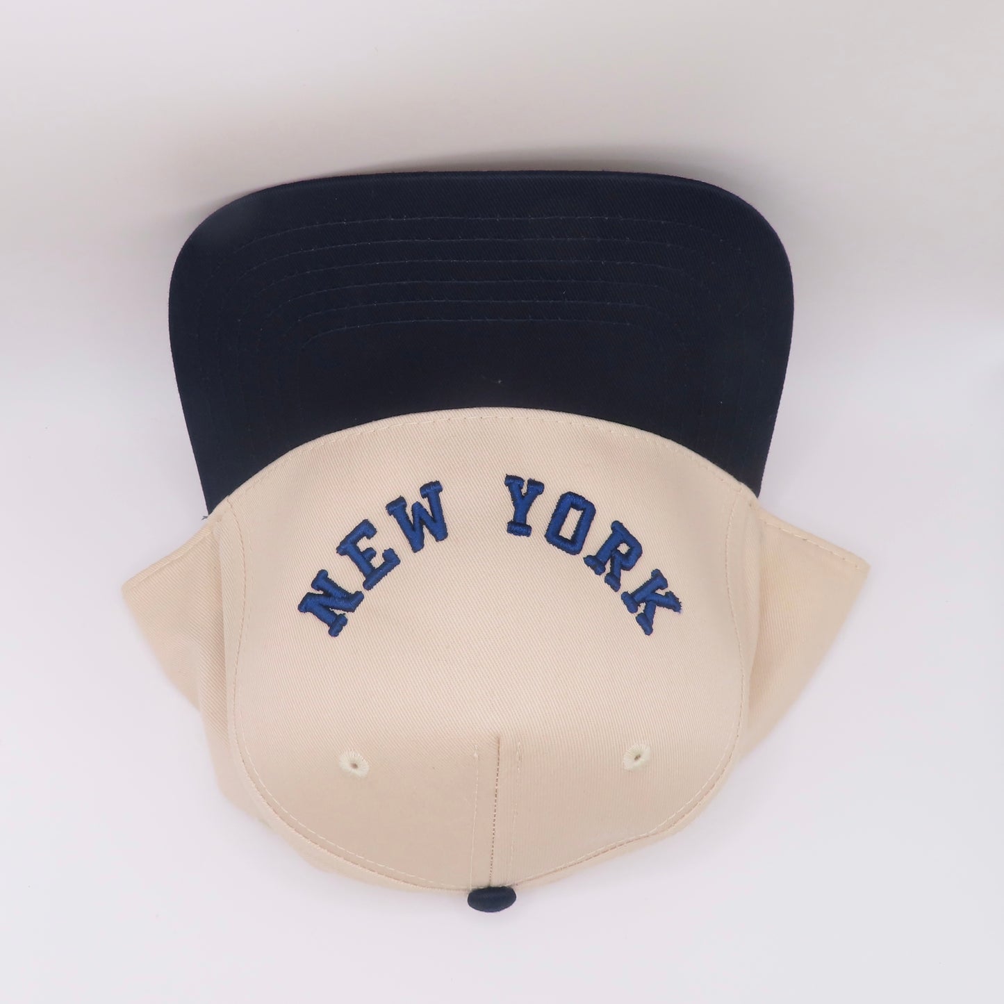 The New York Hat - Natural/Navy