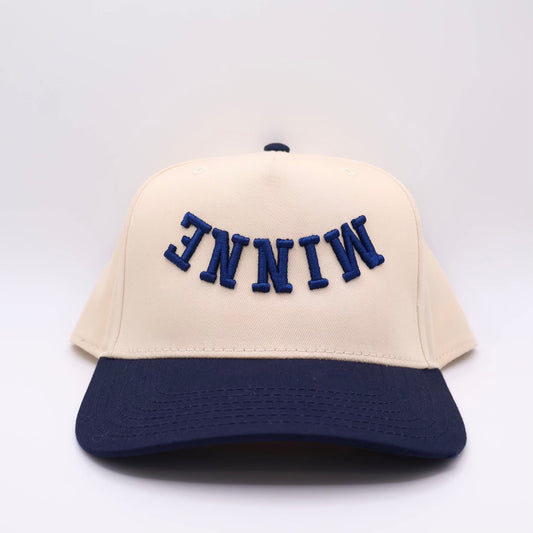 The Minne Hat - Natural/Navy